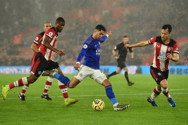 通过对比塔 通过对比塔