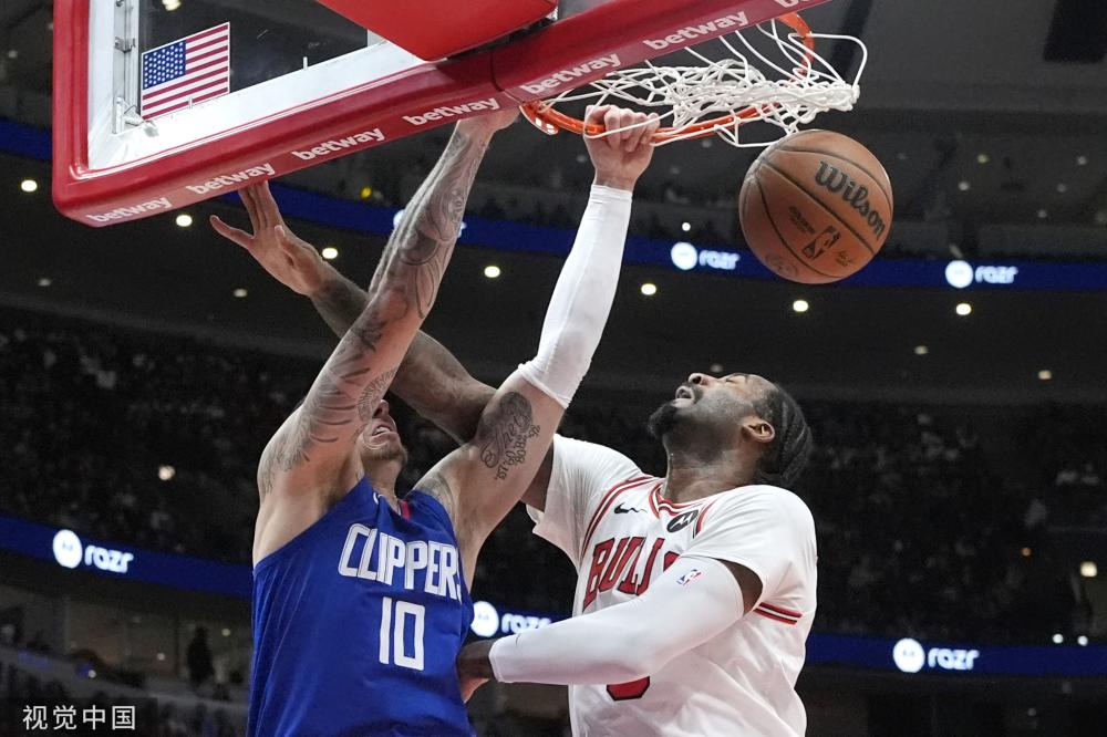 场上发挥 场上发挥